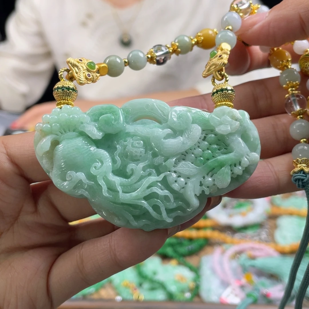 颈饰未镶嵌翡翠代编织