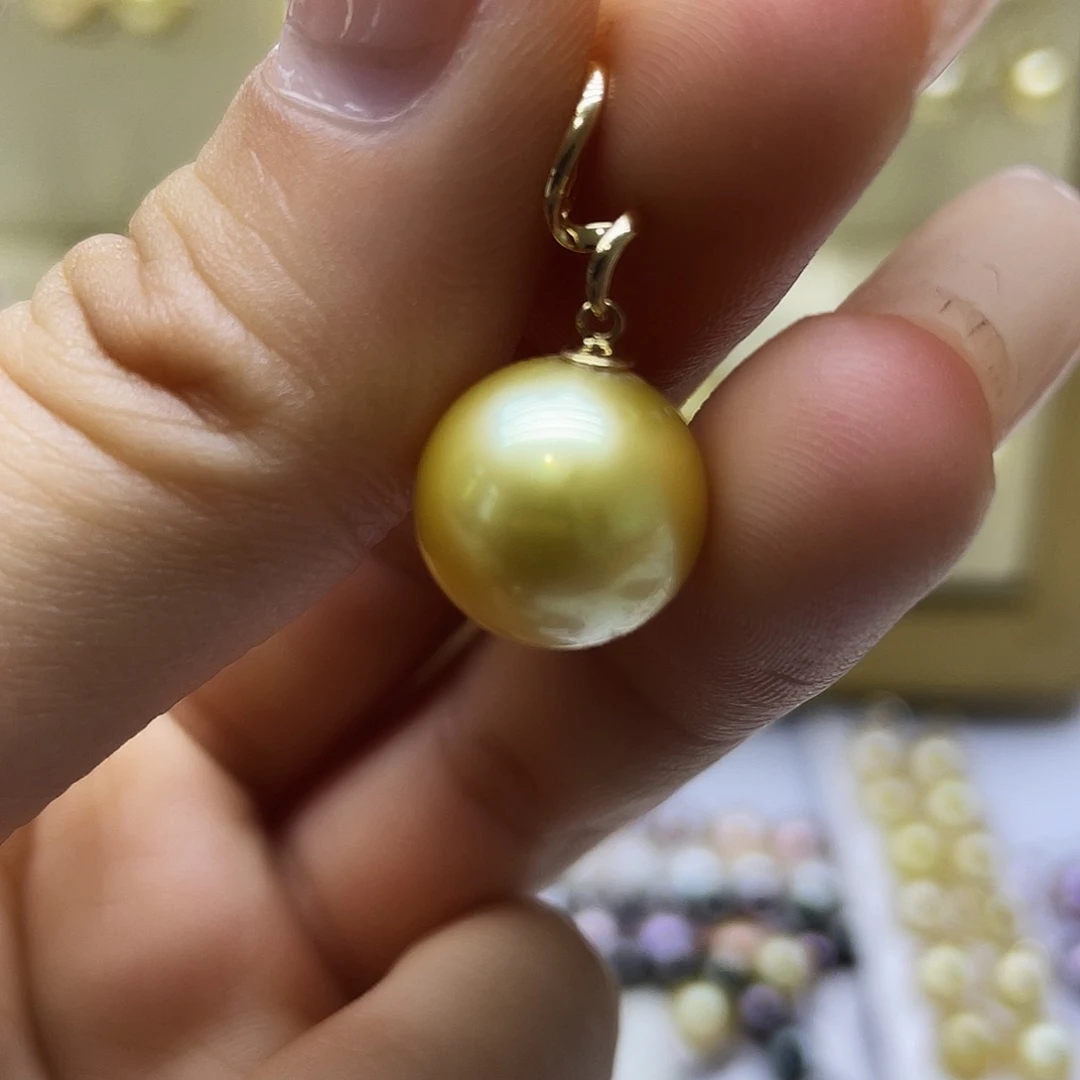 海水珍珠18K金镶嵌颈饰