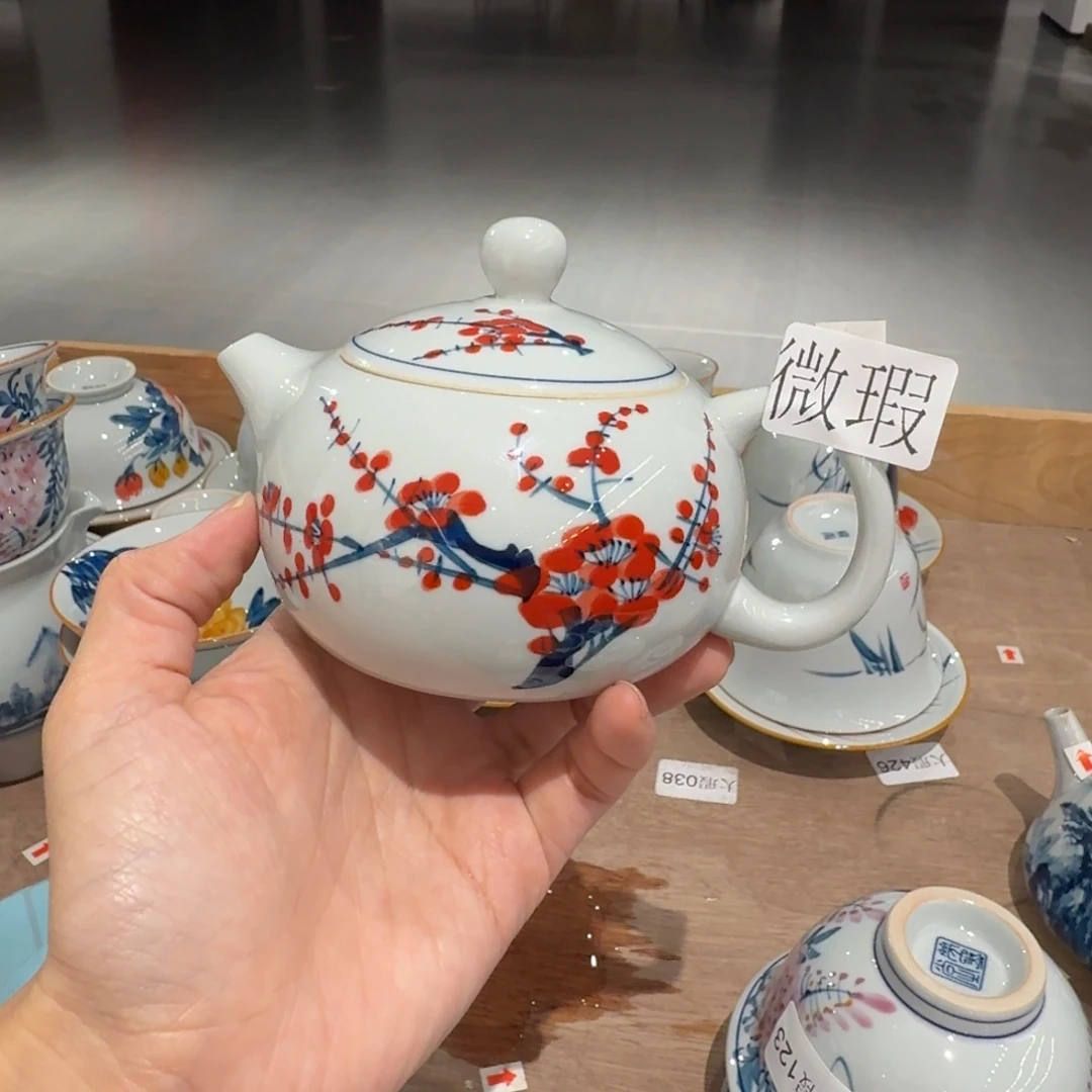 釉下手绘茶具微瑕