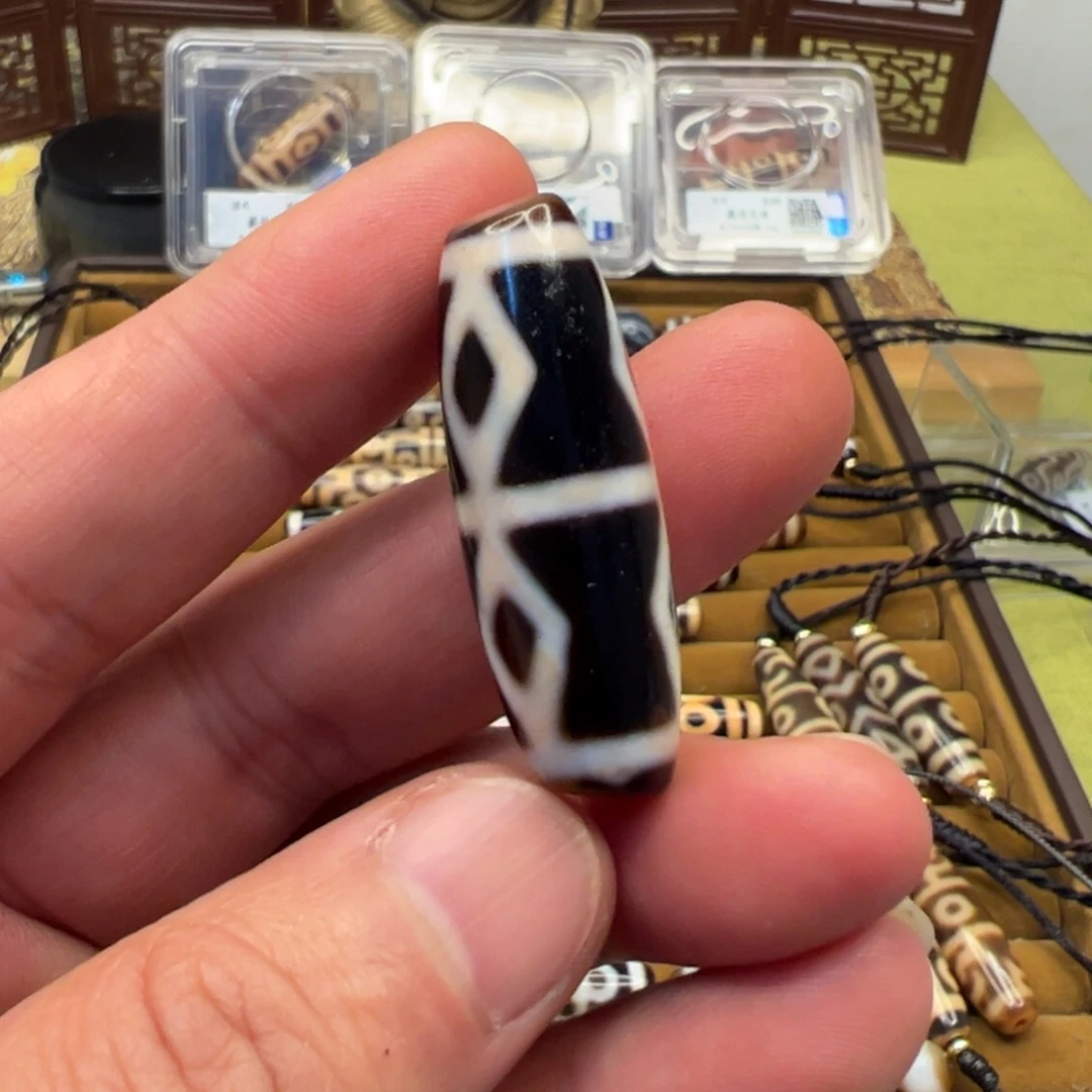 小***凡玛瑙/玉髓未镶嵌颈饰