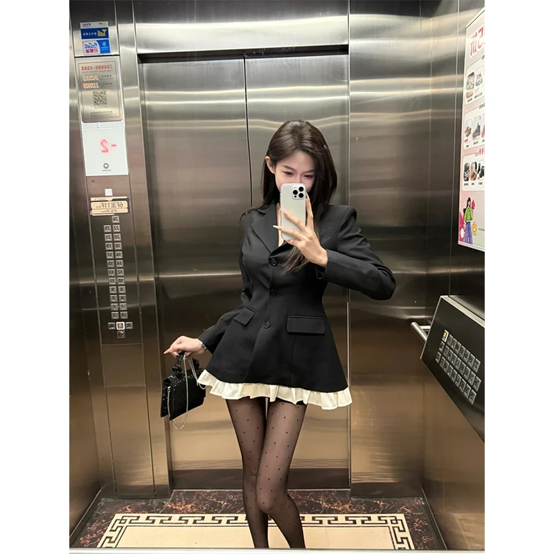 高级感撞色拼接西装连衣裙女2025秋季新款气质百搭收腰A字裙短裙