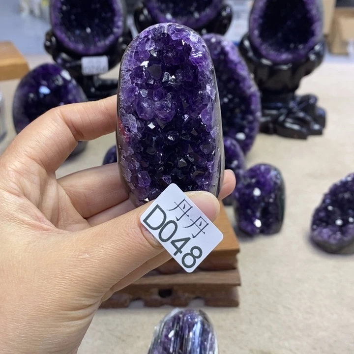 水晶未镶嵌大型摆件（非配饰）