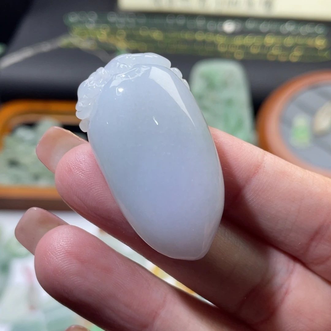 颈饰未镶嵌翡翠福瓜