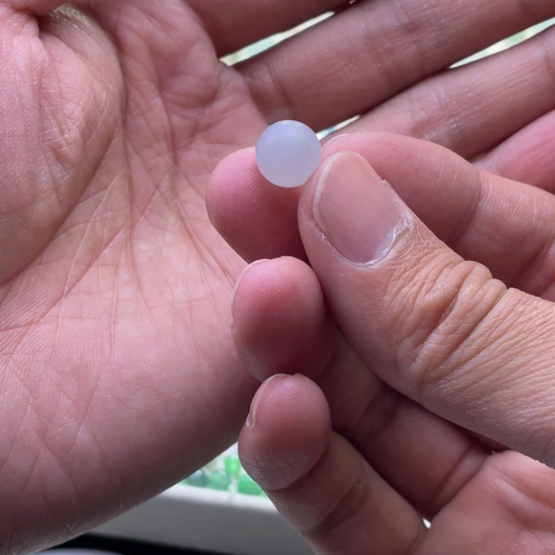 初***夏翡翠裸石毛货 特价有纹裂 9.9mm