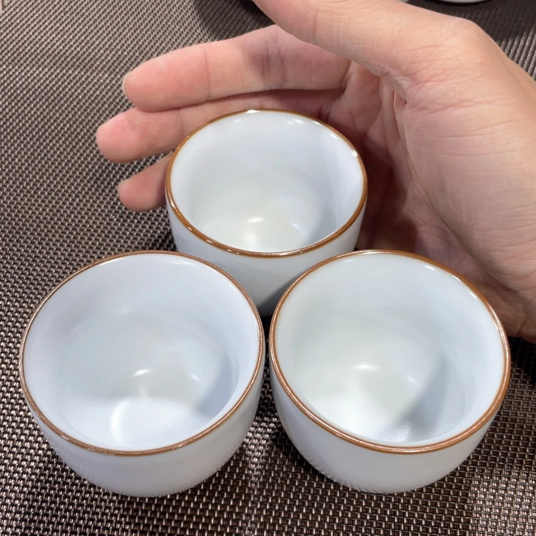 瓷片小微瑕。。。。。。。。。。。