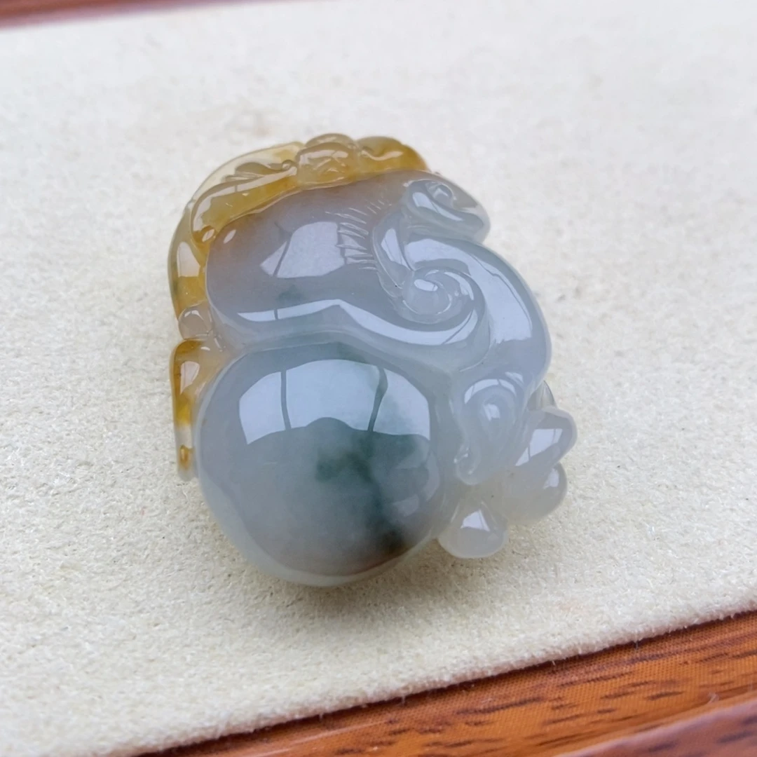 翡翠未镶嵌颈饰吊坠33