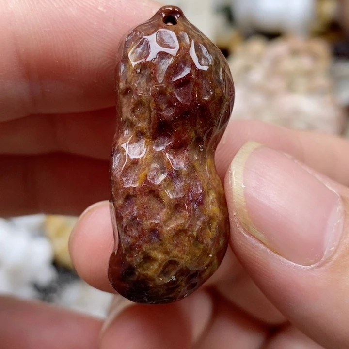 硅化珊瑚（珊瑚玉）未镶嵌颈饰