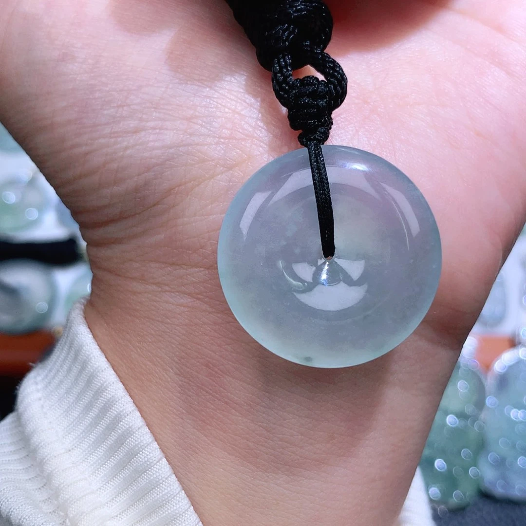 翡翠未镶嵌颈饰扣子