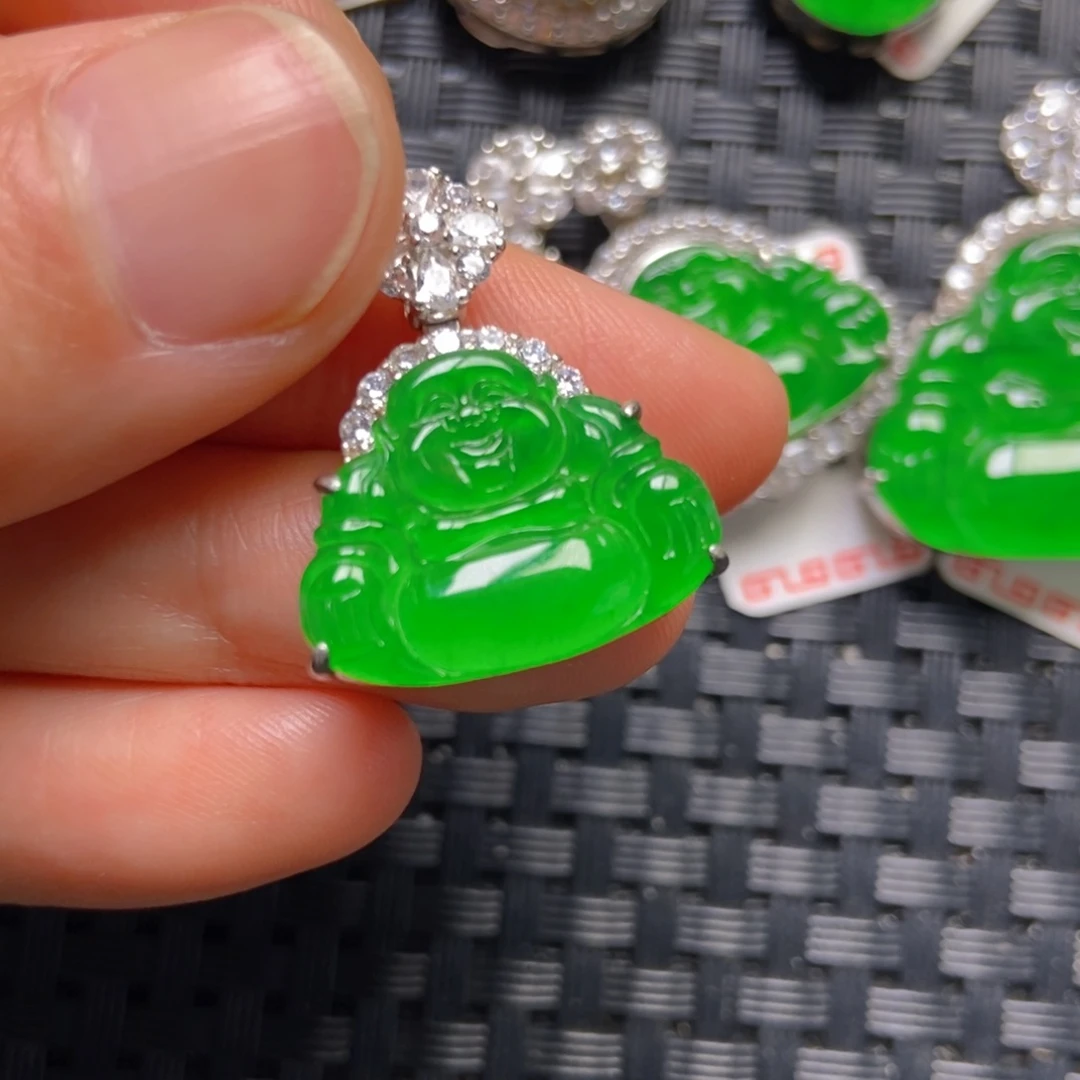 翡翠银S925镶嵌颈饰佛公吊坠