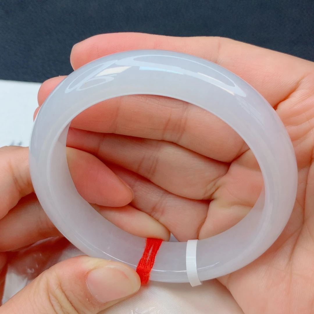 翡翠未镶嵌手镯57圈  轮胎