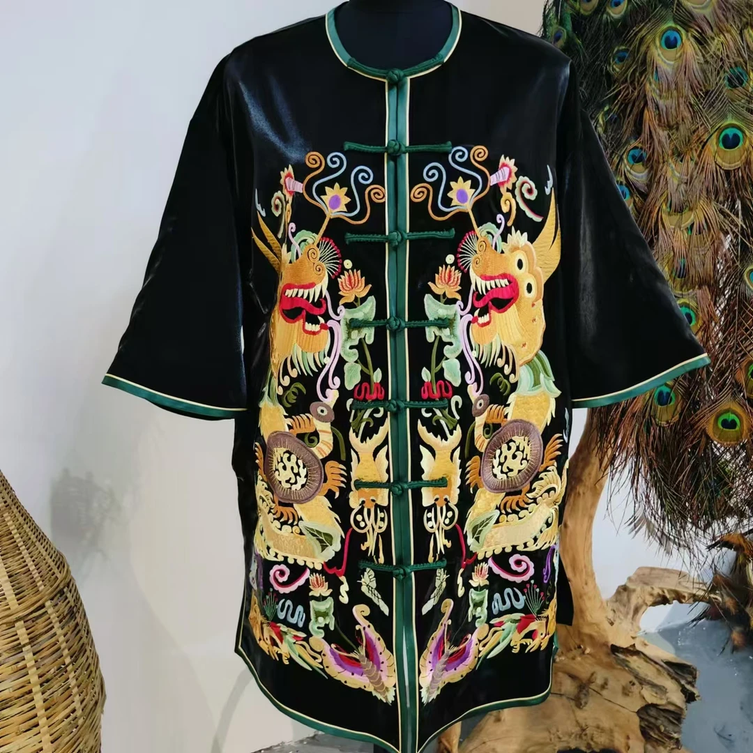 凤徕兮私人定制黑底图腾刺绣对襟包边盘扣上衣 LS287