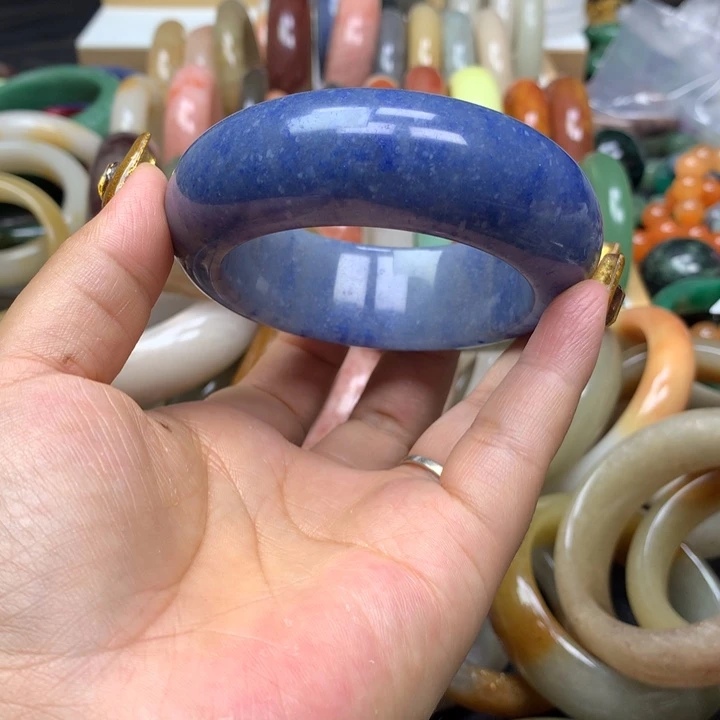 石英质玉手镯未镶嵌梦*