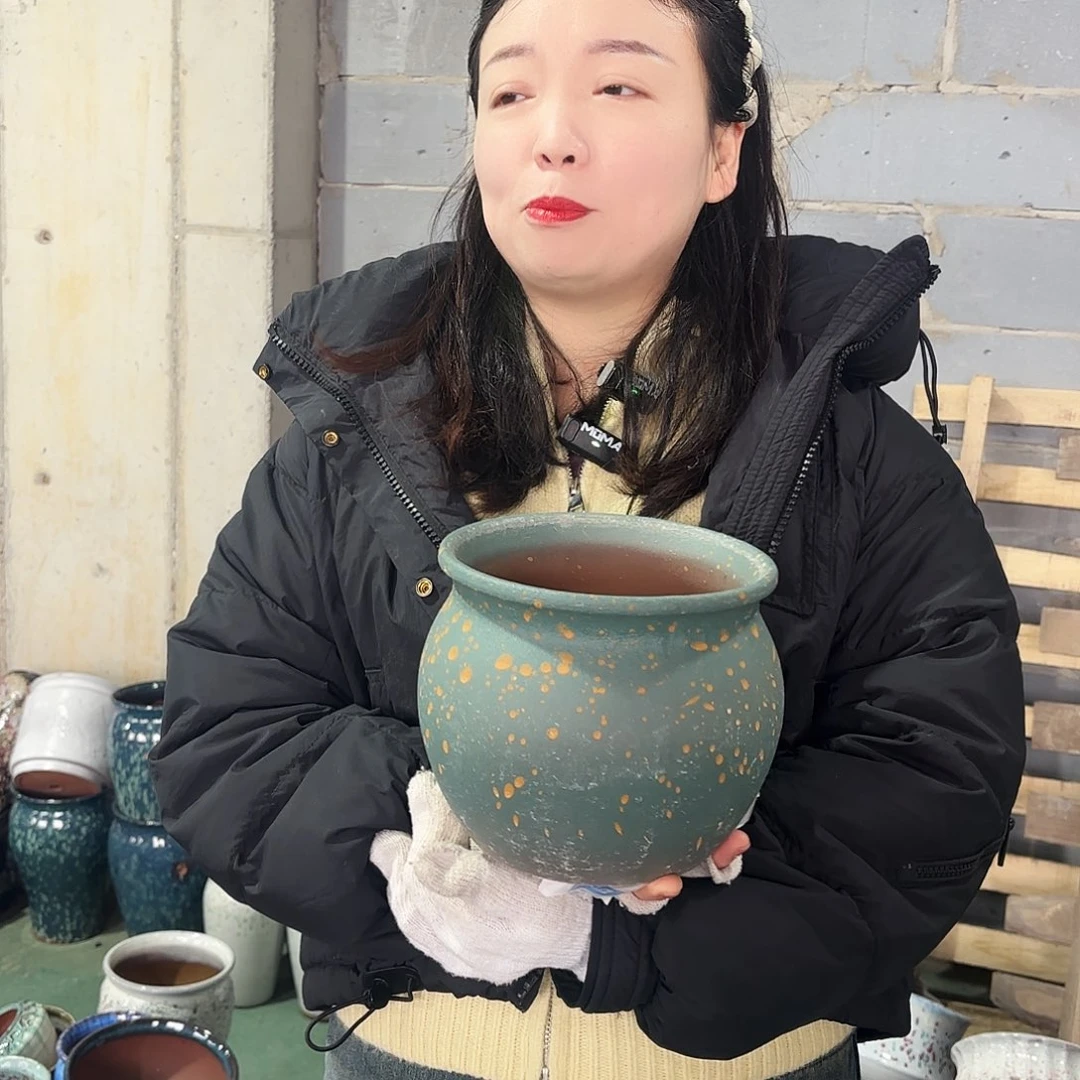 瑕疵一个高17/18红陶