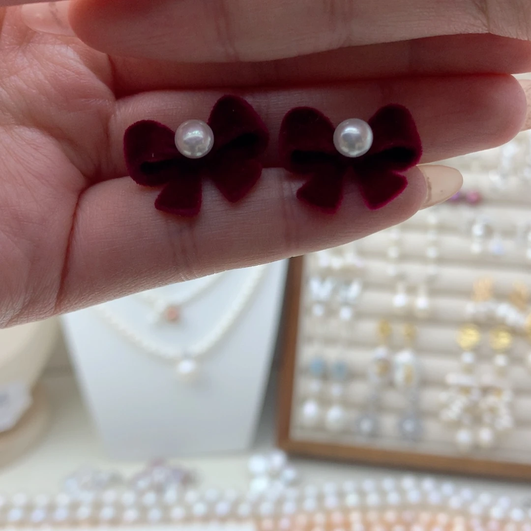 银S925镶嵌淡水珍珠颈饰