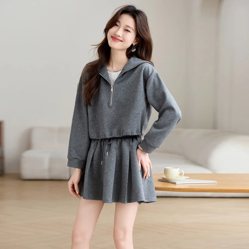 2025超火三件春装休闲套装裙女春秋新款小个子连帽卫衣百褶短裙潮