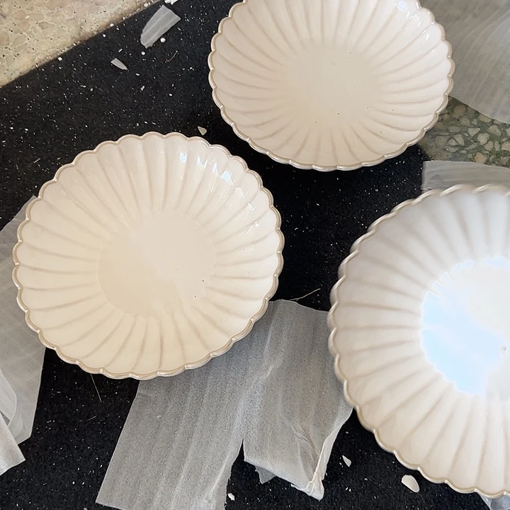炖瓷片全厂瑕疵特价7.5