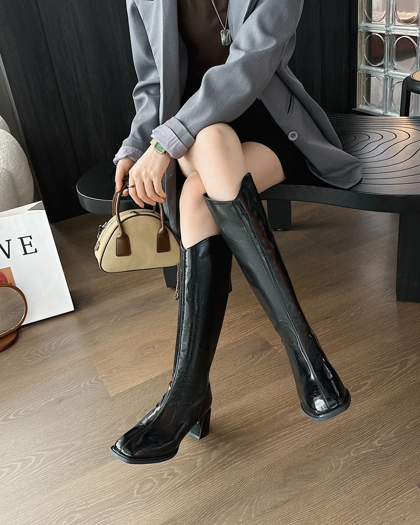 P622237   新款时尚长靴百搭粗跟时装女靴(四季款)