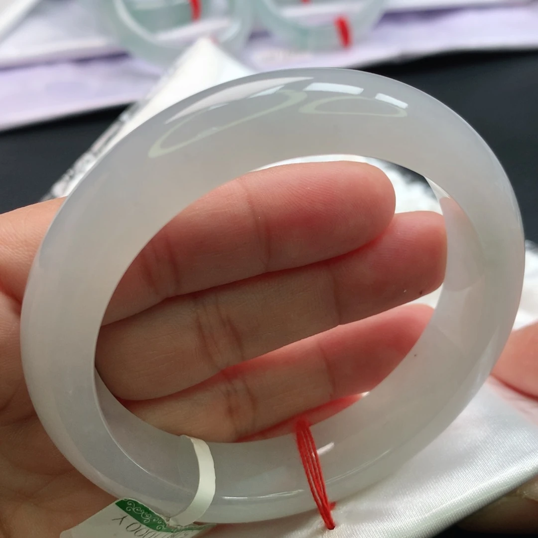 翡翠手镯未镶嵌缅甸57.58