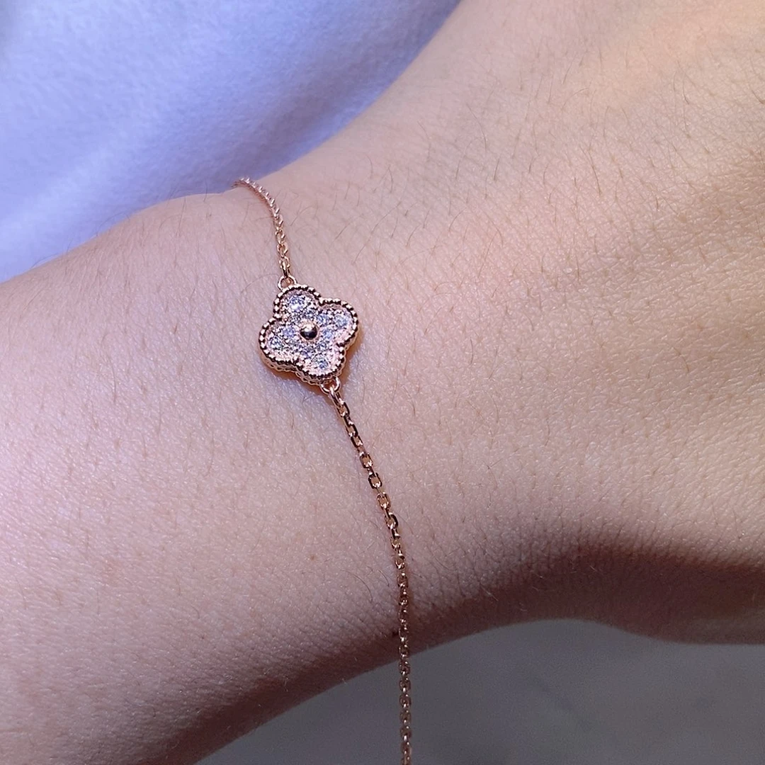 钻石手链18K金镶嵌四叶草手链k玫