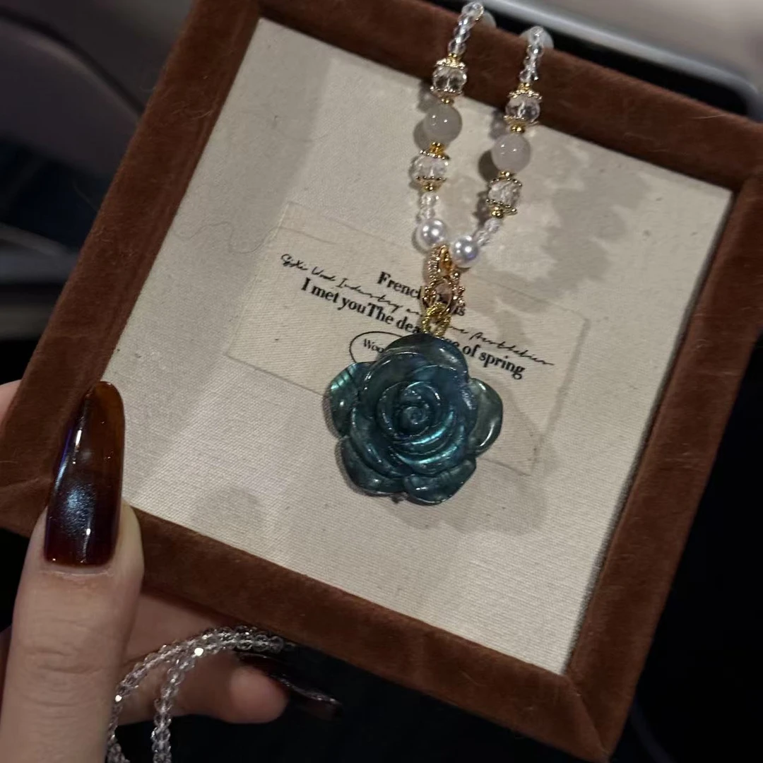 拉长石玫瑰花雕刻吊坠 颜色微差多样性发其一F352