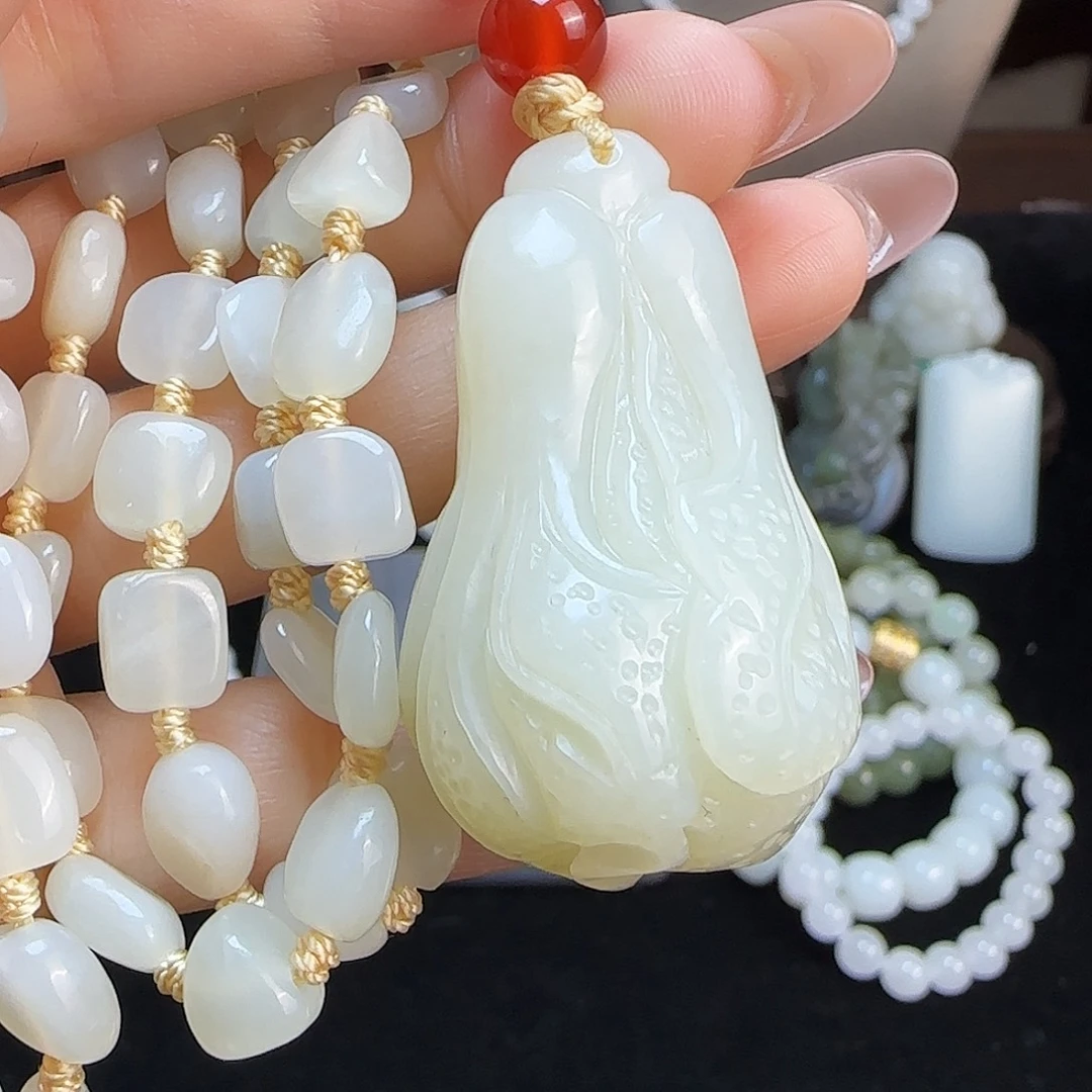 和田玉未镶嵌颈饰定制发货