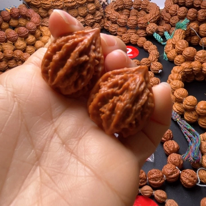 文玩核桃吊坠手捻