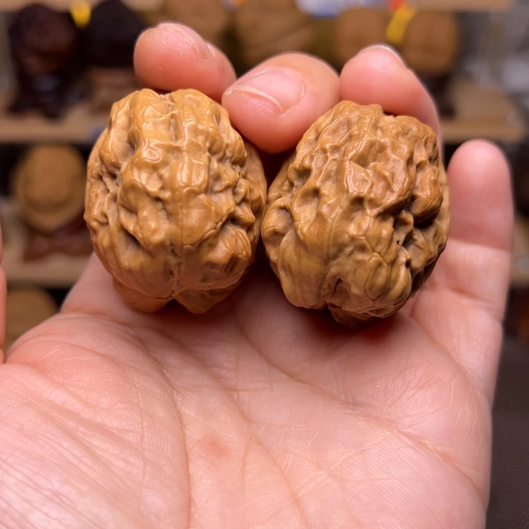 文玩核桃把件68w麒麟疙瘩包38尺