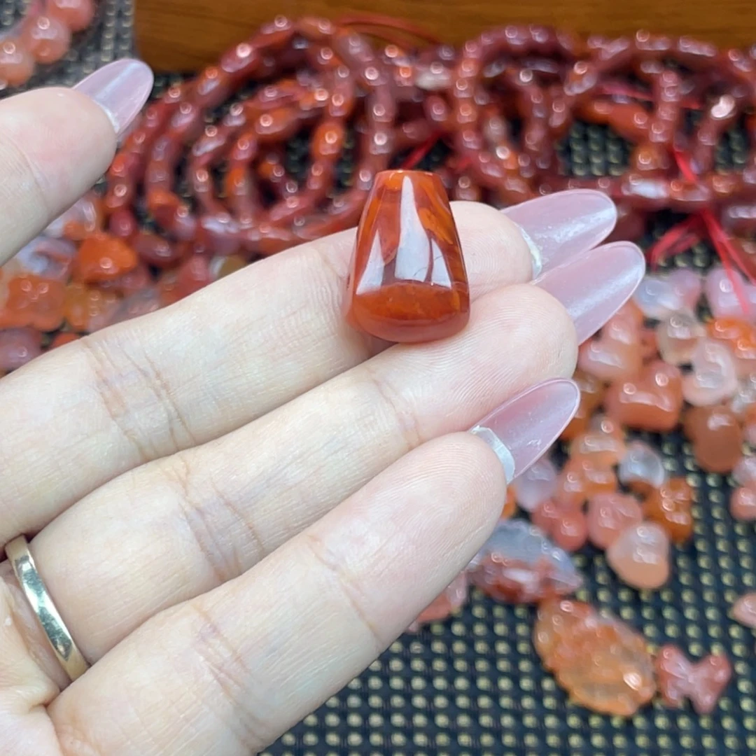 南红玛瑙未镶嵌配饰三通