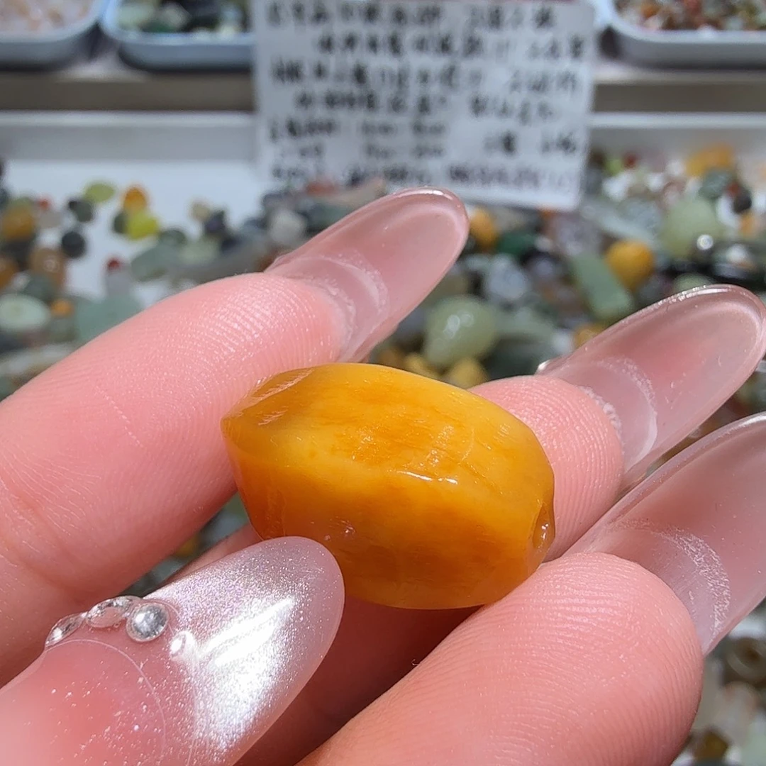 和田玉未镶嵌珠宝奇石