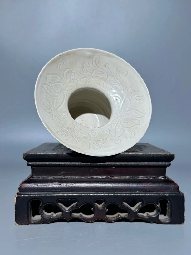 定窑深刻工小渣斗！