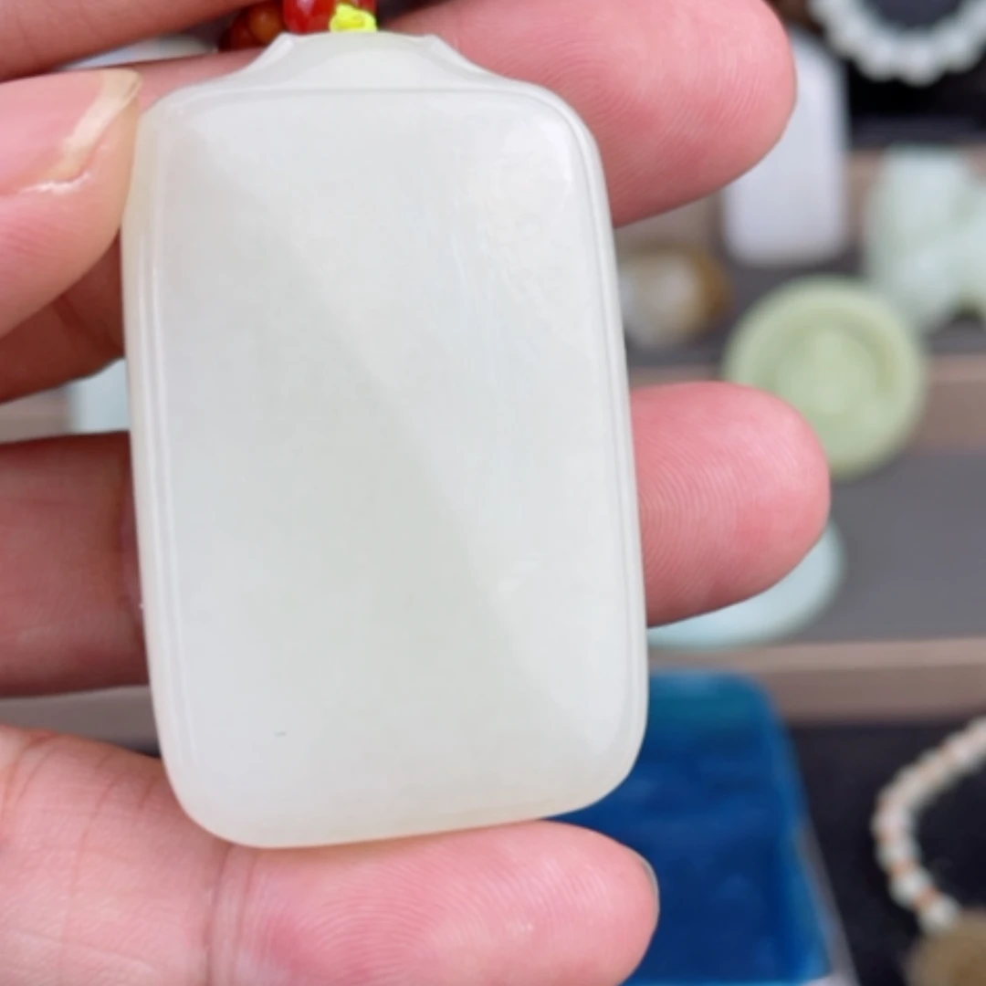 【闪购商品】颈饰未镶嵌和田玉