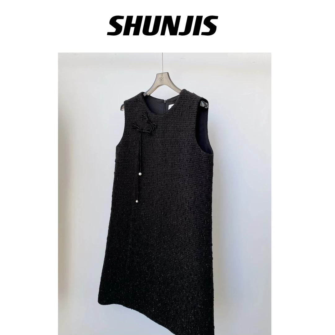 新中式国风蝴蝶长尾钉珠连衣裙24012507