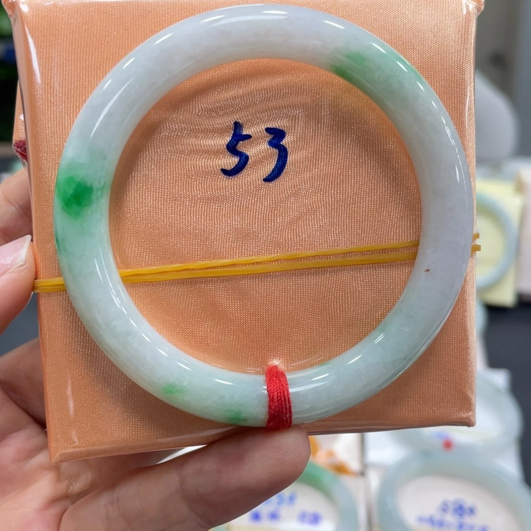 翡翠未镶嵌手镯翡翠