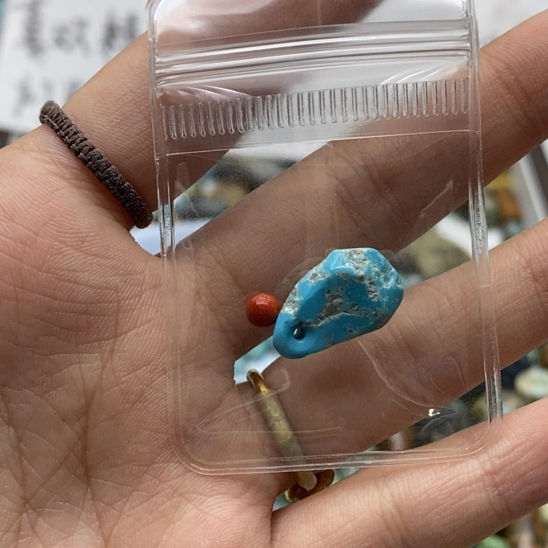 吴***生南红玛瑙未镶嵌珠宝奇石