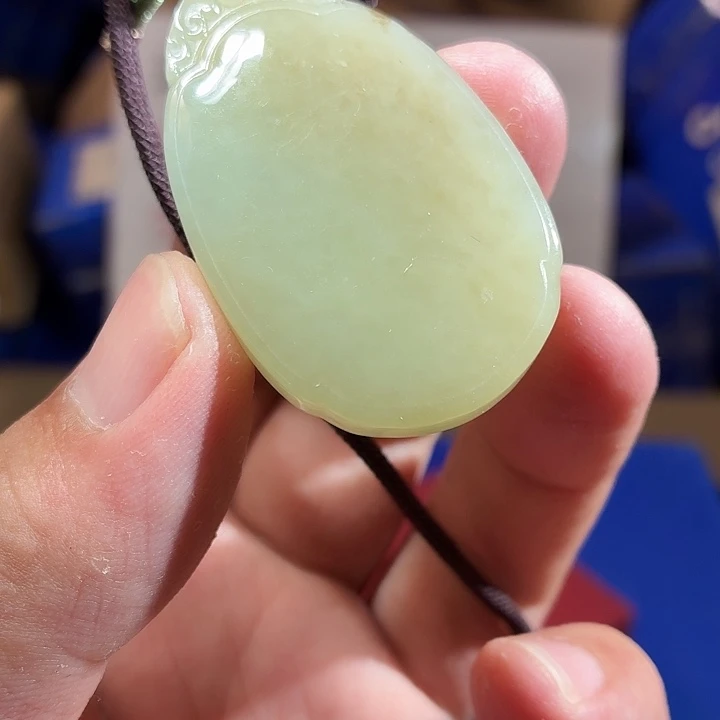 和田玉（糖玉）未镶嵌颈饰