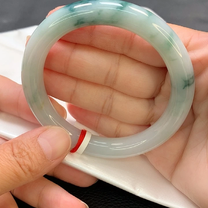 翡翠未镶嵌手镯圆条58