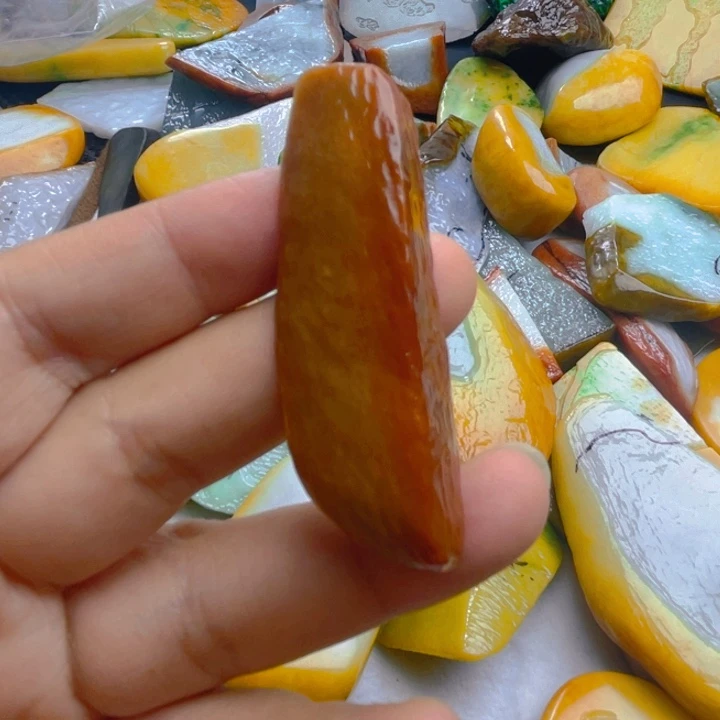 翡翠未镶嵌挂件翡翠