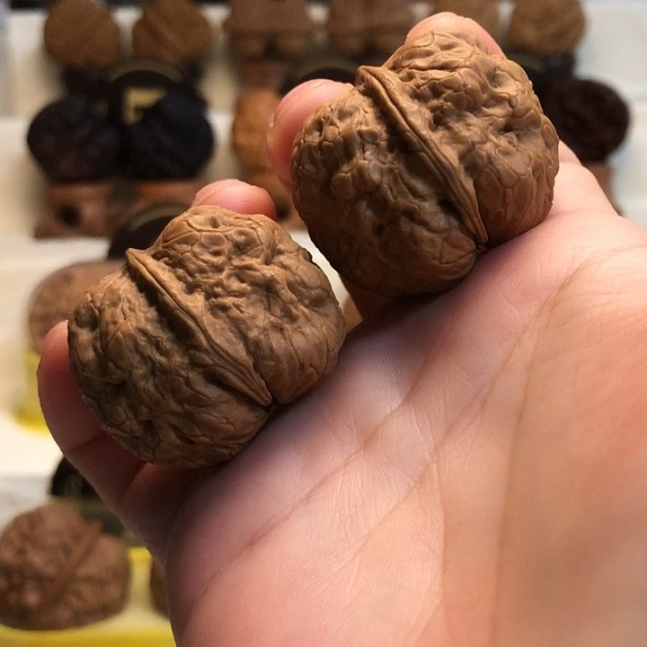 桃核吊坠云南铁核桃