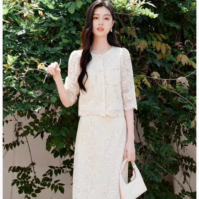 181-210蕾丝套装小香风