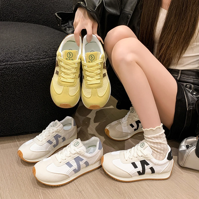厚底增高小白鞋女2025秋季新款轻便不累脚圆头百搭宽脚运动休闲鞋