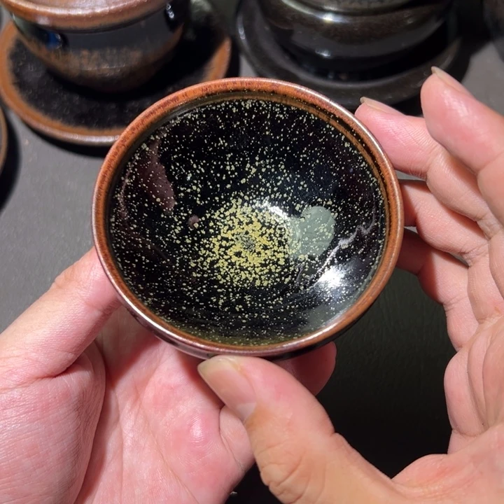 茶盏我也要努力去实现它