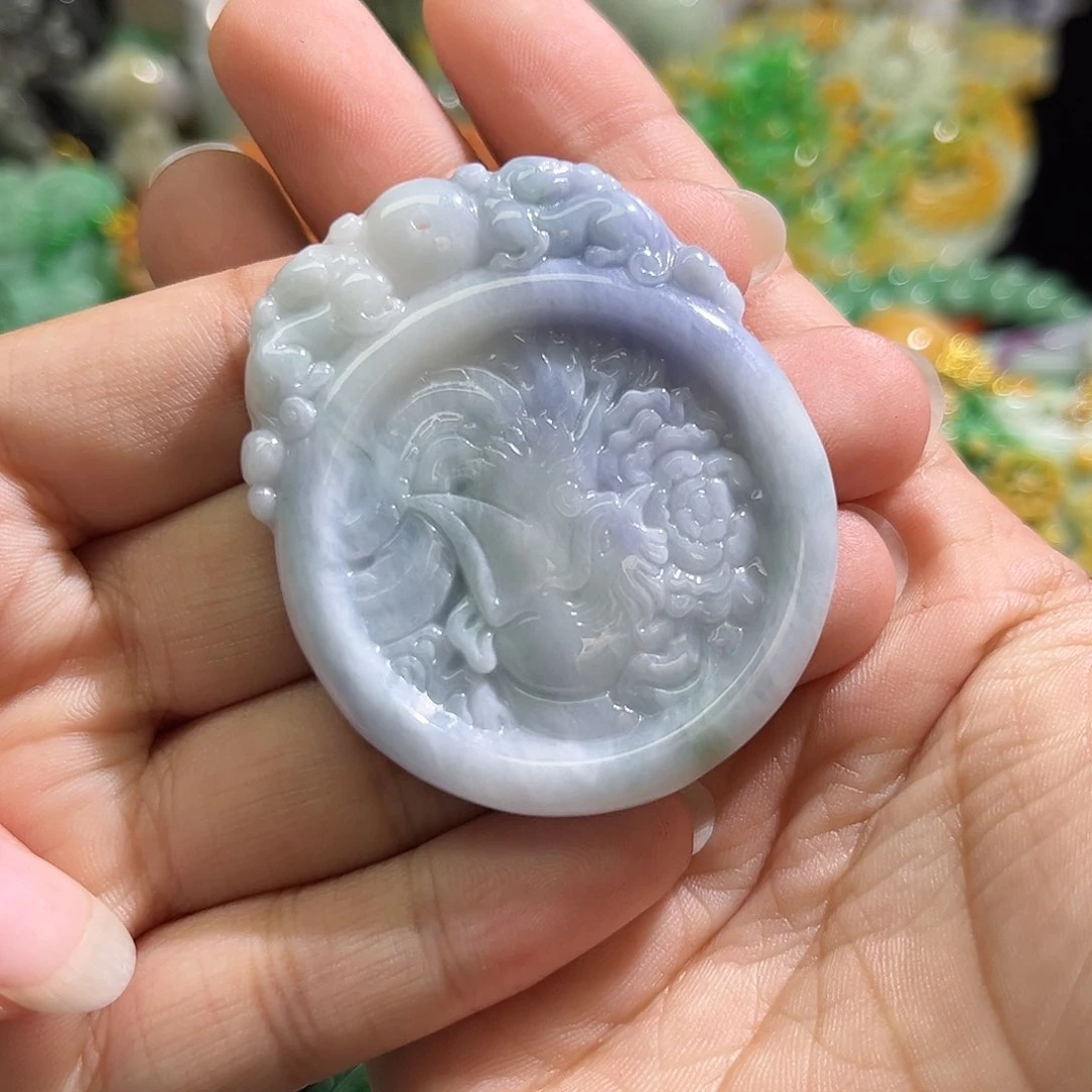 翡翠未镶嵌颈饰待编织