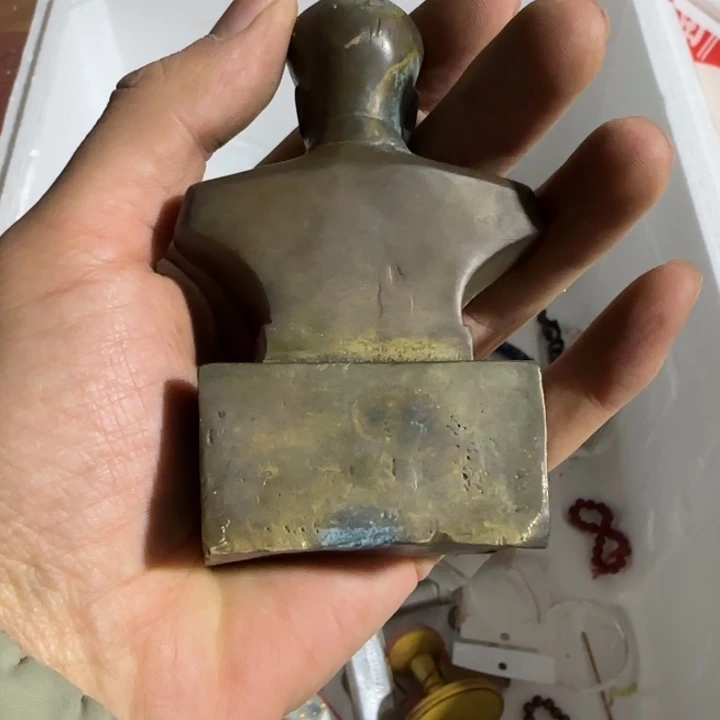 幸***，发个回家斤斤计较