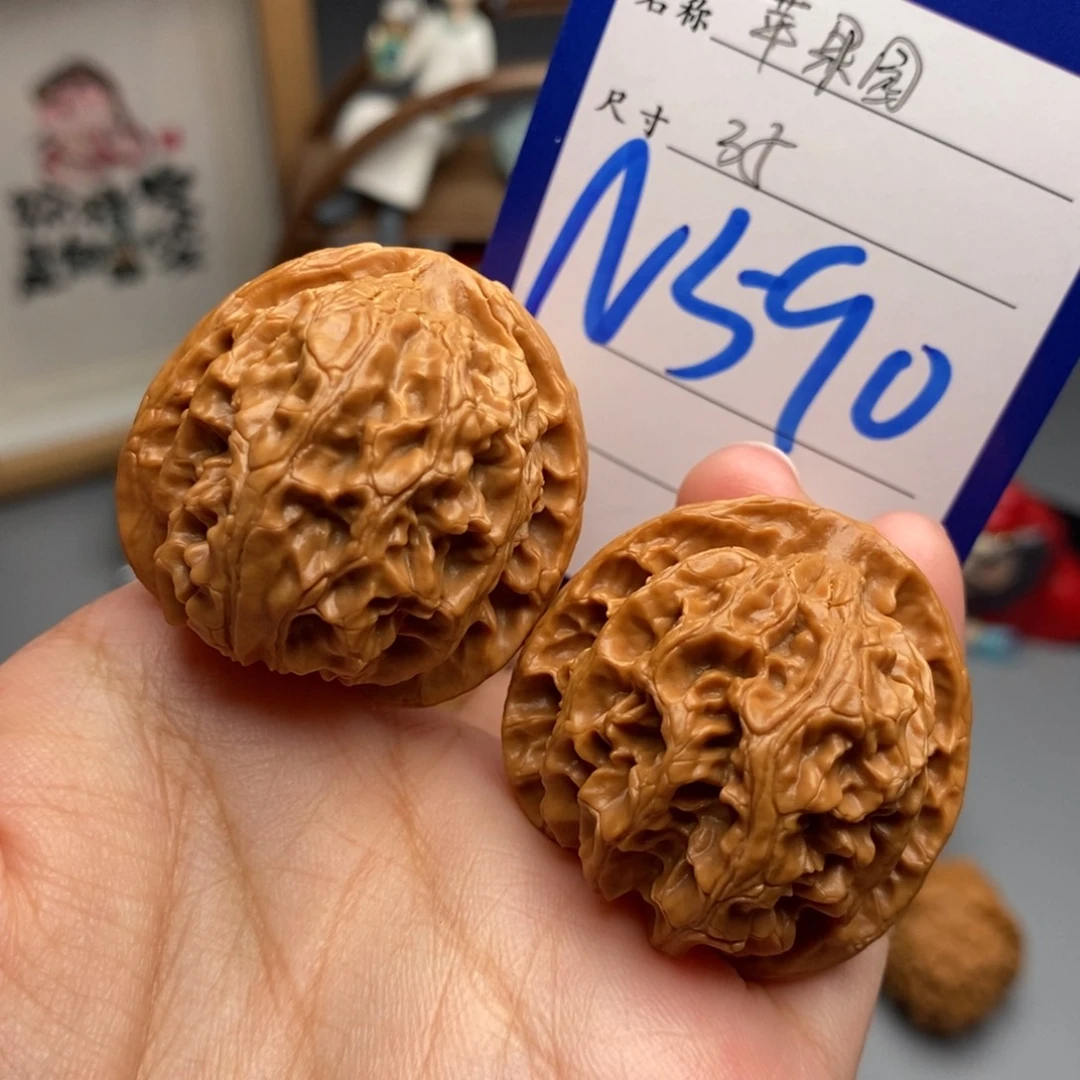 吊坠文玩核桃苹果园35