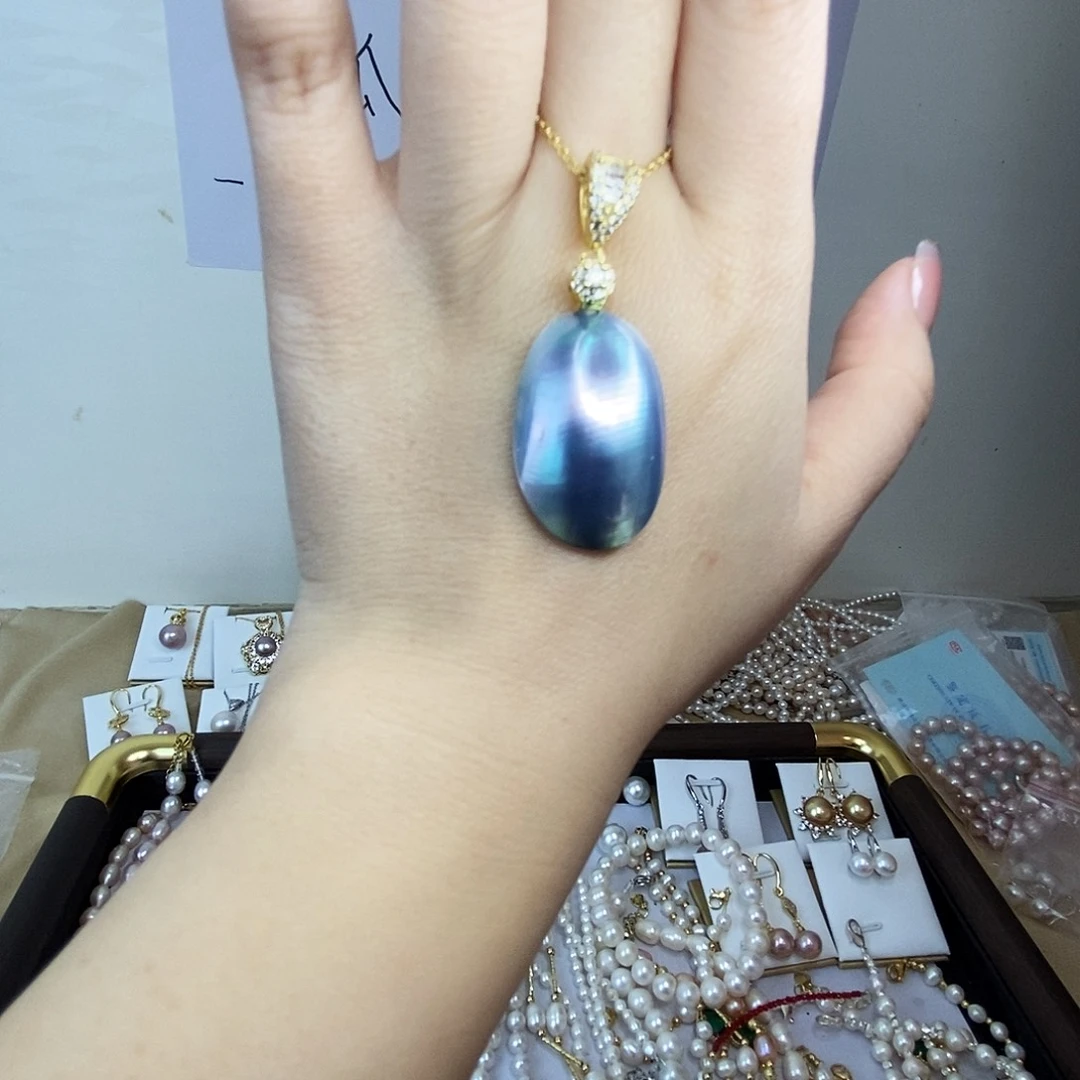 淡水珍珠颈饰合金