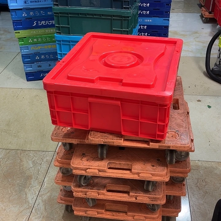 上***6厚款家用五金工具箱一个带盖