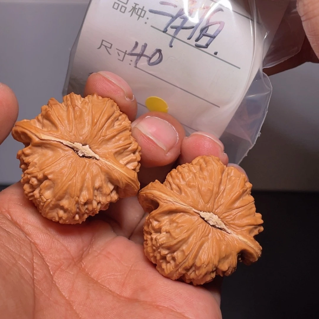 文玩核桃吊坠文玩核桃