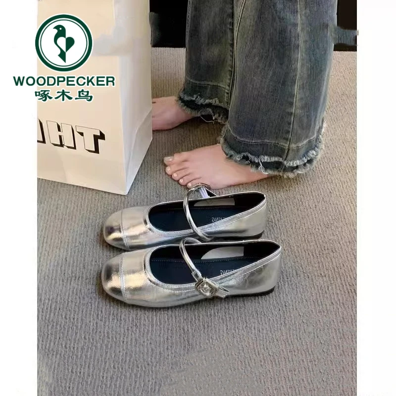 啄木鸟配裙子玛丽珍鞋女鞋2025春夏新款韩版平底豆豆鞋银色小皮鞋