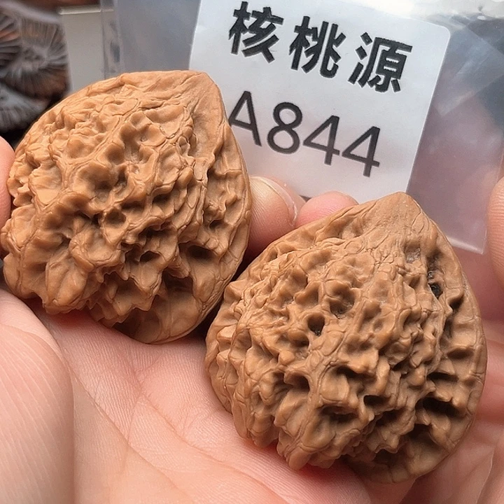 文玩核桃吊坠官帽49