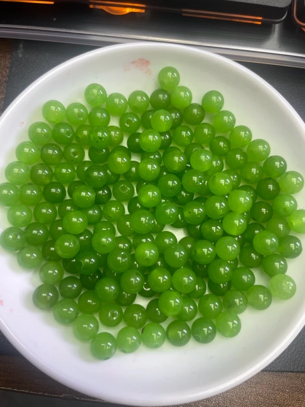 天然和田玉散珠 碧玉苹果绿W31  8mm 30颗 （赠弹力绳）